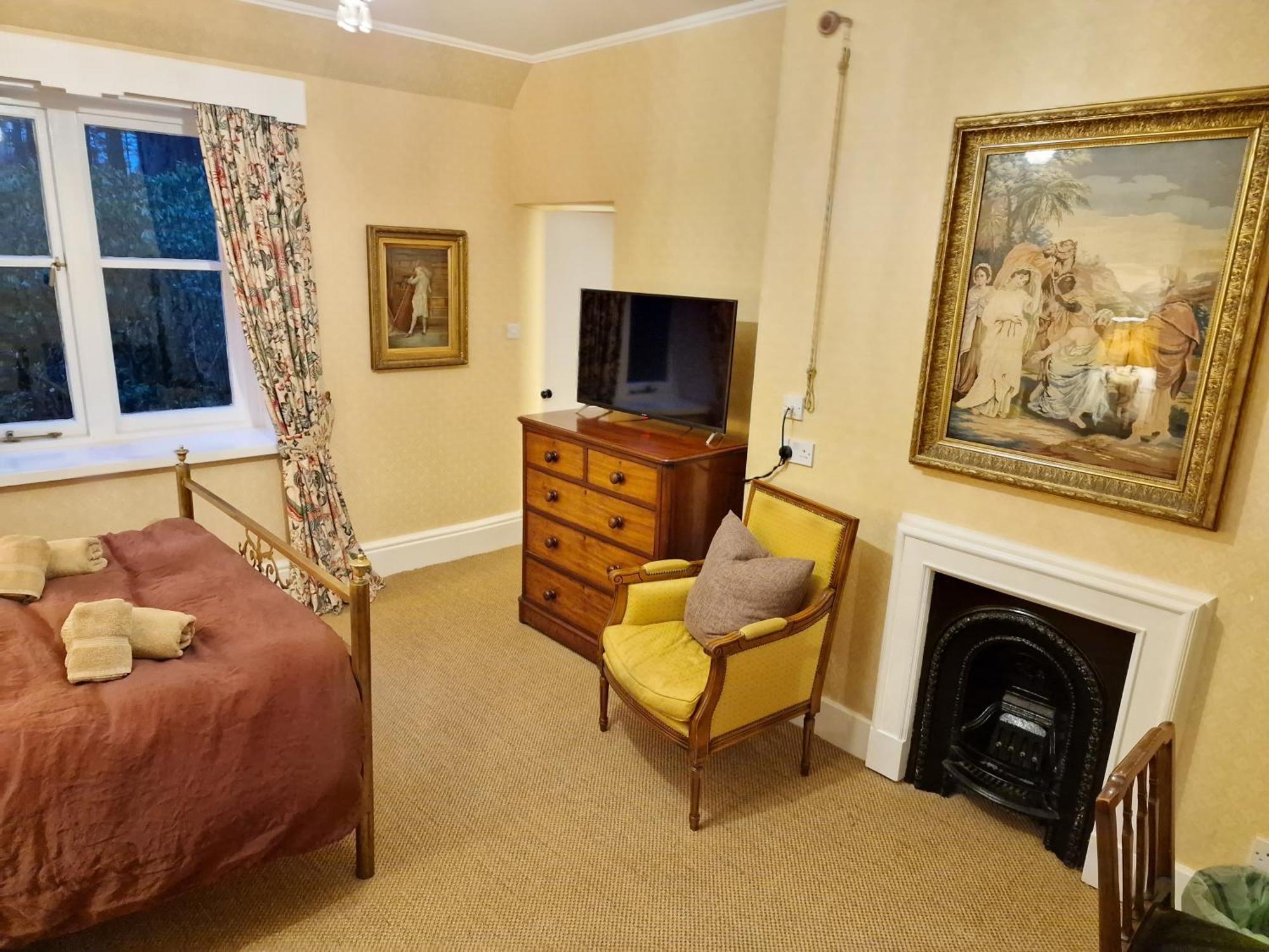Cambus O' May Traditional Highland Hotel Ballater Zimmer foto