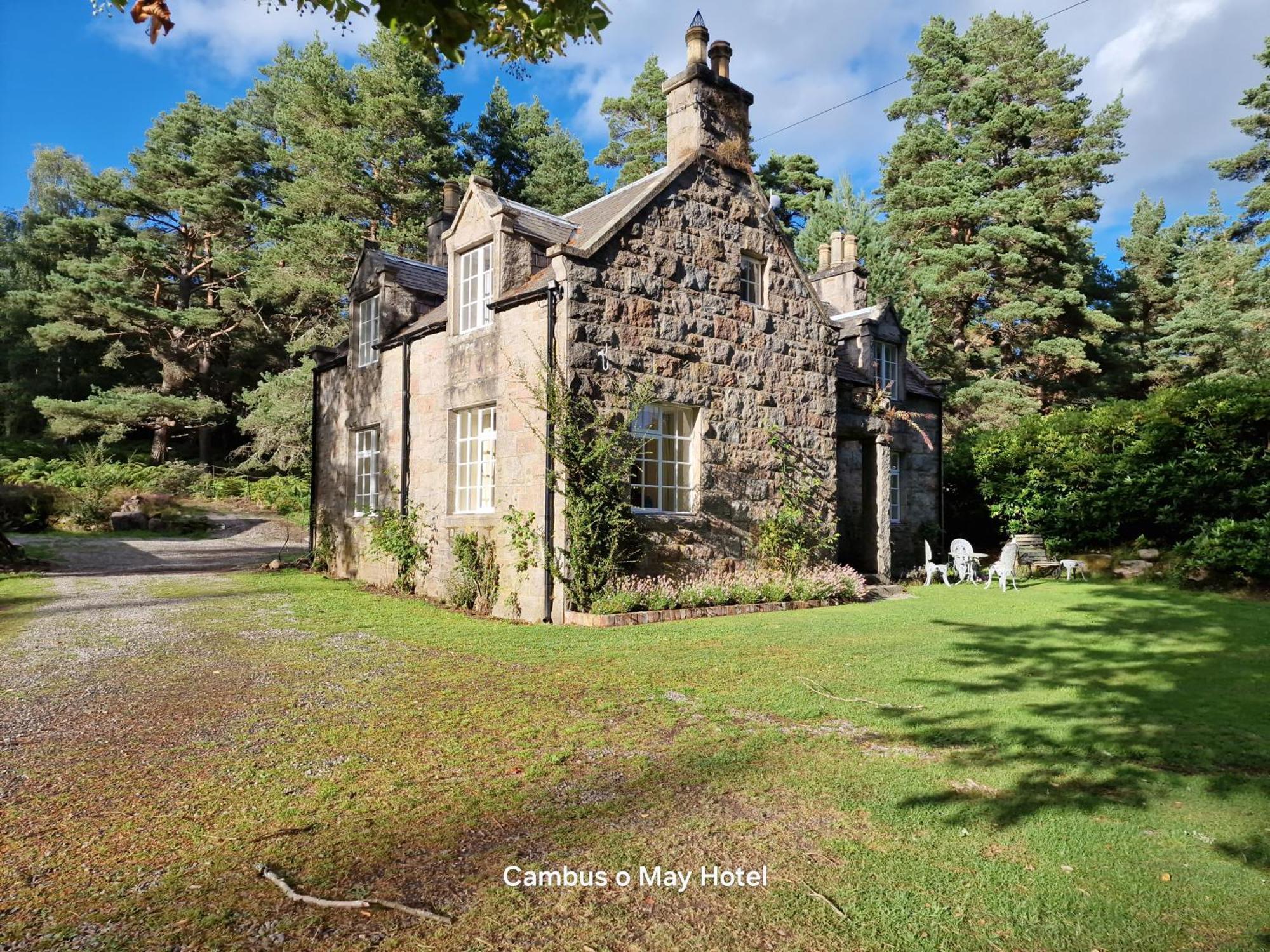 Cambus O' May Traditional Highland Hotel Ballater Exterior foto